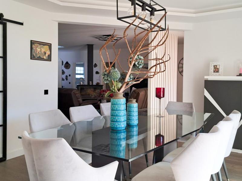 Sophisticated 4 bedroom villa for sale in Loule , Algarve , Loule 