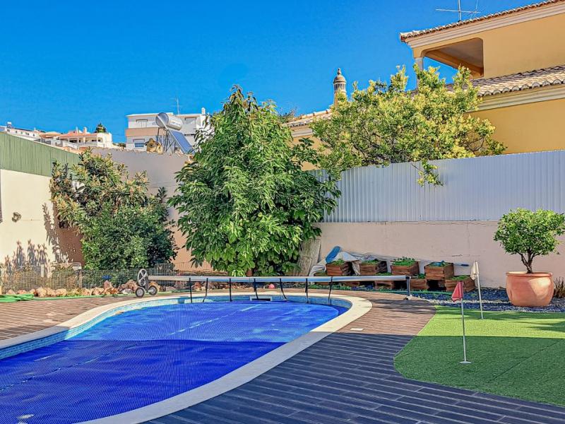 Sophisticated 4 bedroom villa for sale in Loule , Algarve , Loule 