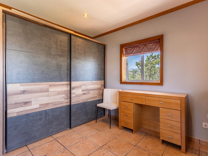 Algarve Villa for Sale in Galé – Coastal Living Near Albufeira , Albufeira 