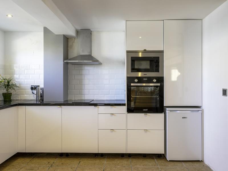 Algarve Villa for Sale in Galé – Coastal Living Near Albufeira , Albufeira 
