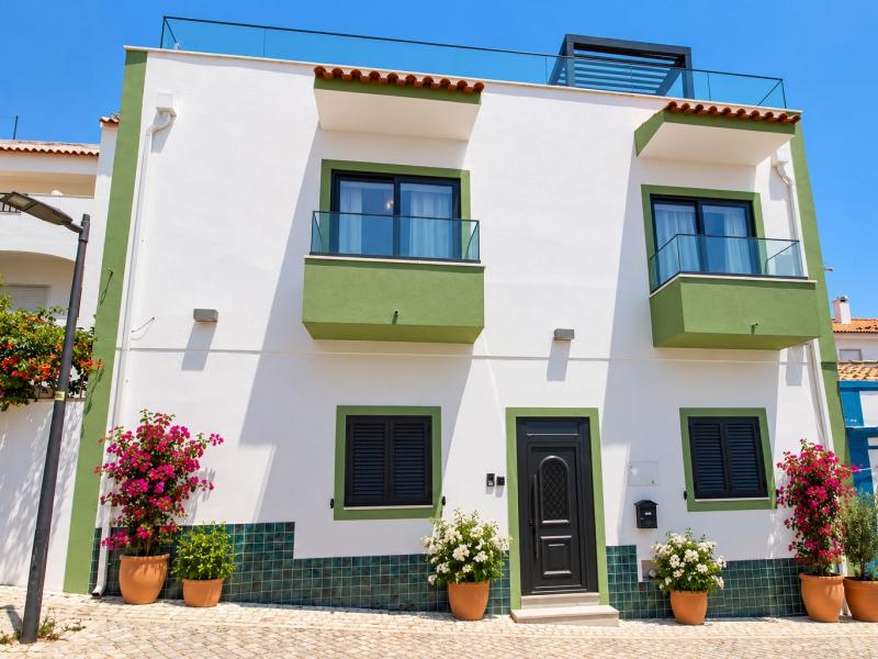 Unique Renovated 3 Bedroom House with Amazing Sea Views in Historical Albufeira , Albufeira 
