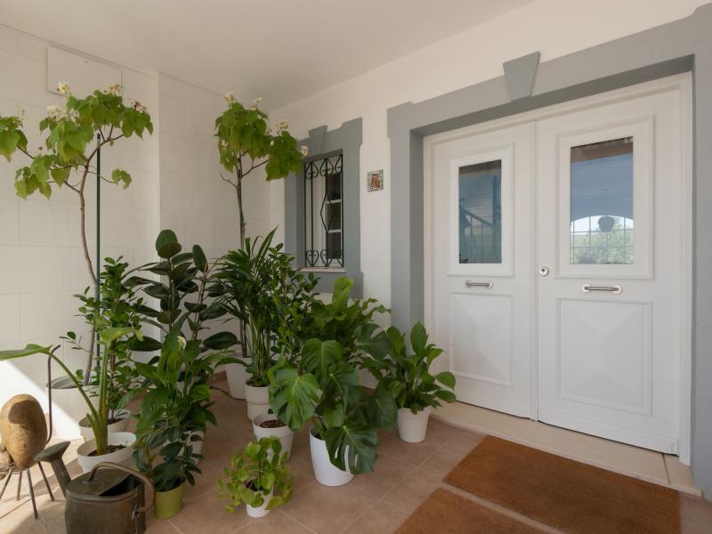 Impressively Spacious Luxury 3 Bedroom Villa in Loulé with Sea Views , Loule 