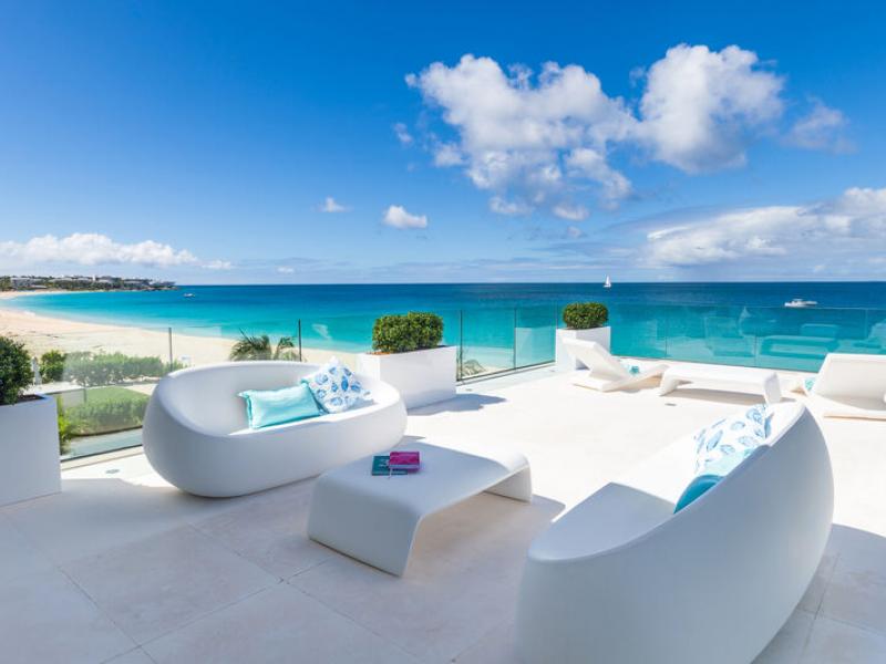 The Beach House On Meads Bay , Meads Bay 