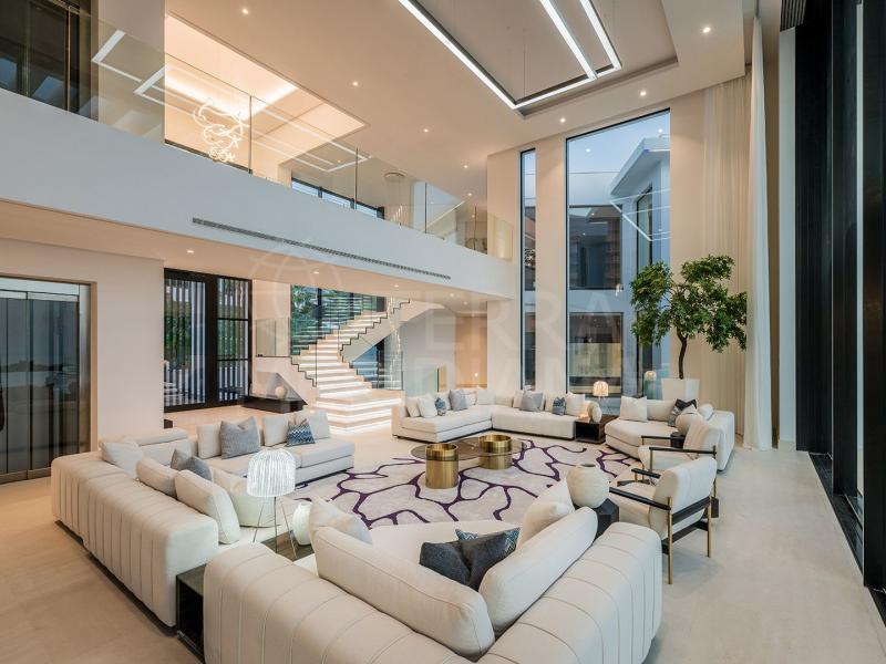 Iconic Luxury Villa for Sale in Benahavís, Andalucía , Benahavis 