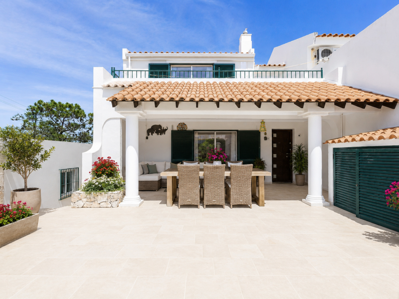 Algarve Villa for Sale in Galé – Coastal Living Near Albufeira , Albufeira 