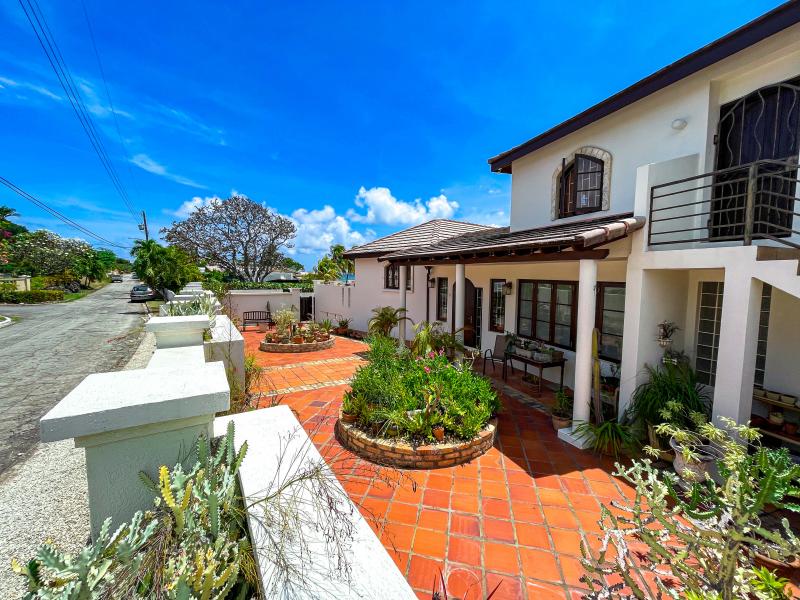 Seaside Drive 106 , Beach Front , Christ Church , South Coast 