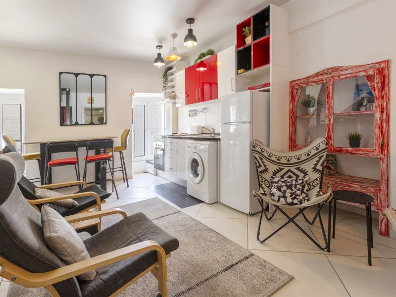 Traditional 2-Bedroom Townhouse , Albufeira 