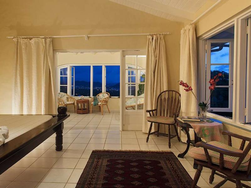 Villa Bonheur , Cap Estate , Gros lset 