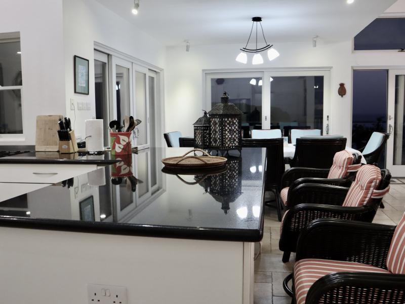 Trou Rolland , Marigot Bay 