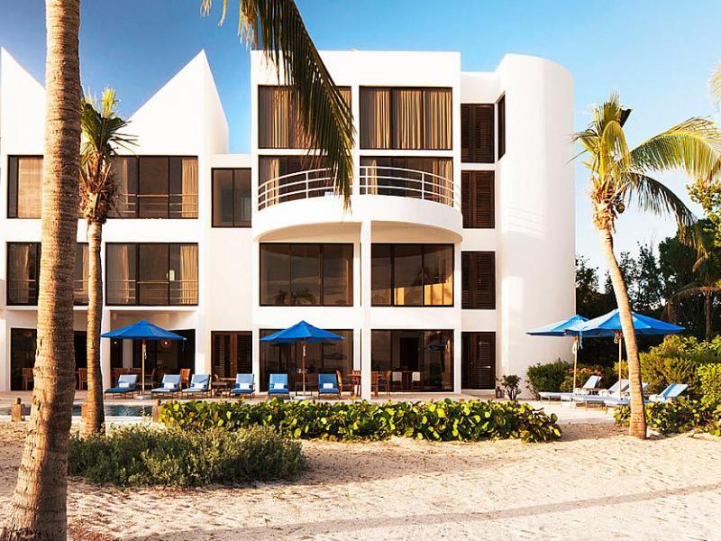 Antilles Pearl at Altamer , Shoal Bay 