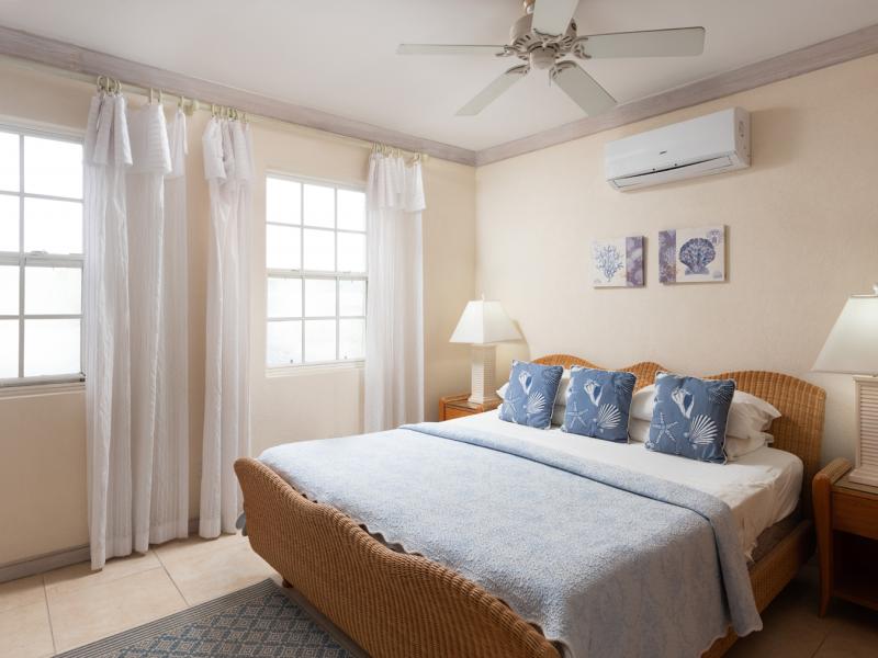 Jacaranda F4 White Sands , Beach Front , Speightstown , St Peter , West Coast , White Sands , White Sands 