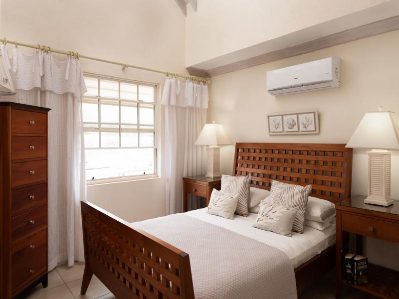 Jacaranda F4 White Sands , Beach Front , Speightstown , St Peter , West Coast , White Sands , White Sands 