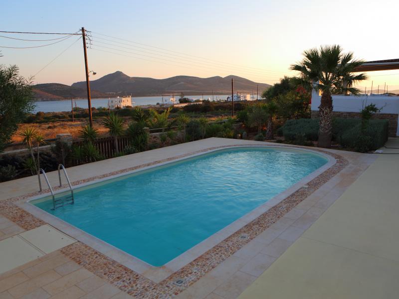 Villa Zenia , AntiParos 