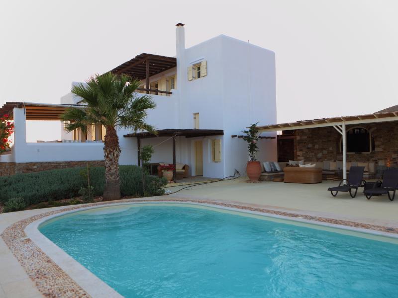 Villa Zenia , AntiParos 