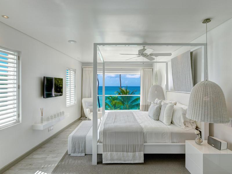 Footprints Beachfront Villa , Beach Front , Porters , St James , West Coast 