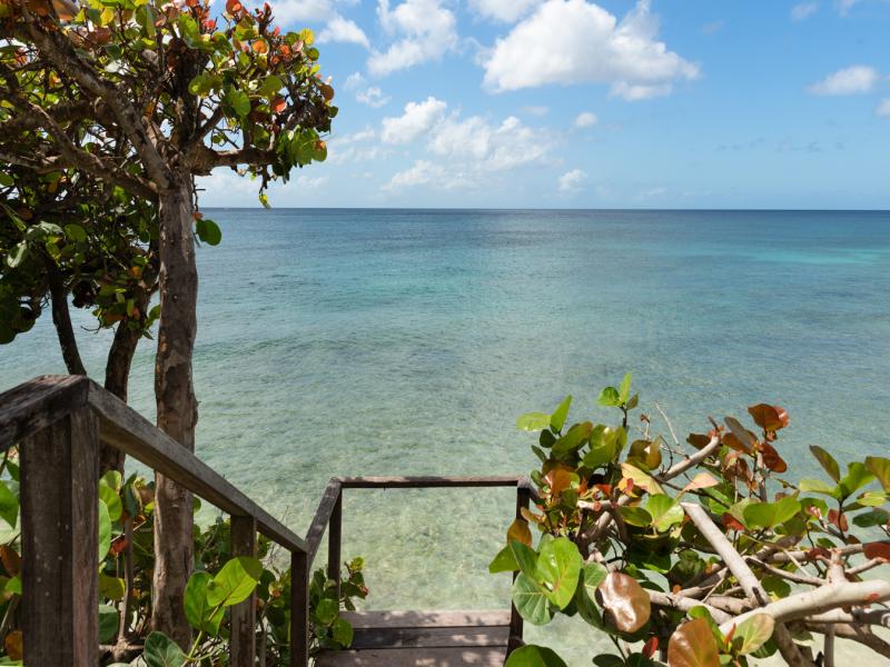 Starbury House- Beachfront , Beach Front , Holetown , St James , West Coast 