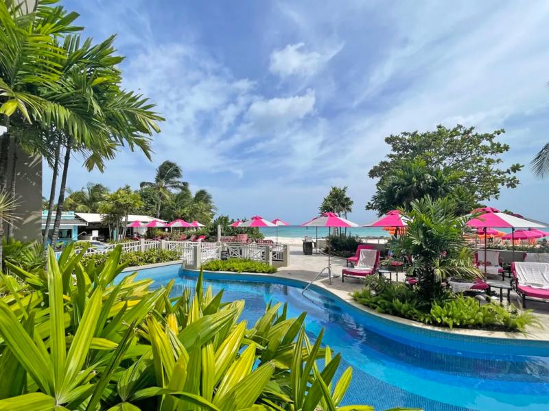 O2 Beach Club Unit 103 , Beach Front , Christ Church , South Coast 