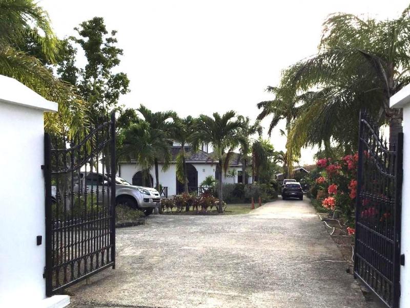 Bannatyne Ridge 4 , Christ Church , South Coast 