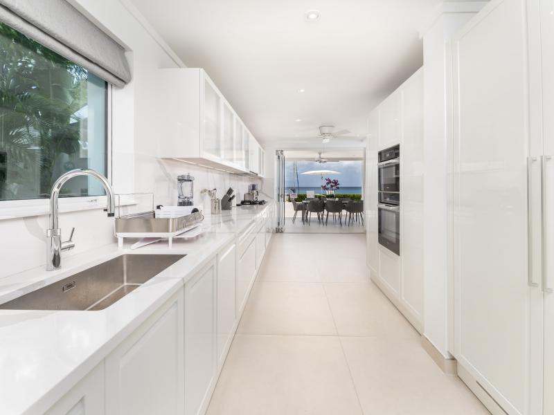Blue Oyster Villa - Beachfront , Beach Front , Lower Carlton , St James , West Coast 