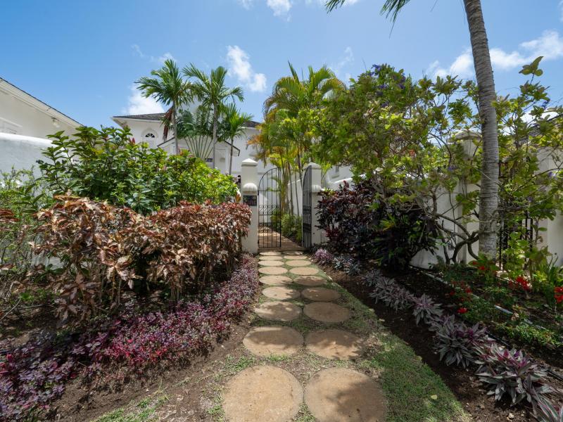 Coconut Ridge 4 , Holetown , St James , West Coast 