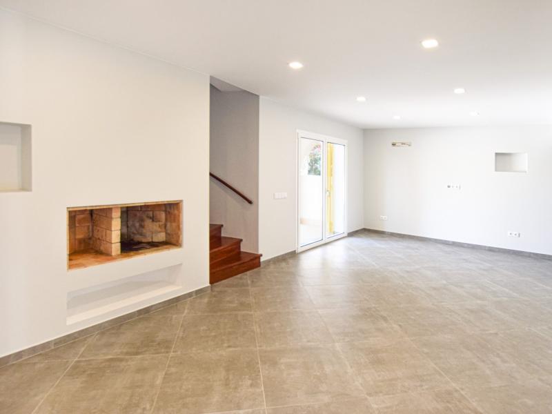 Stylish Renovated Townhouse for Sale , Algarve , Vilamoura 