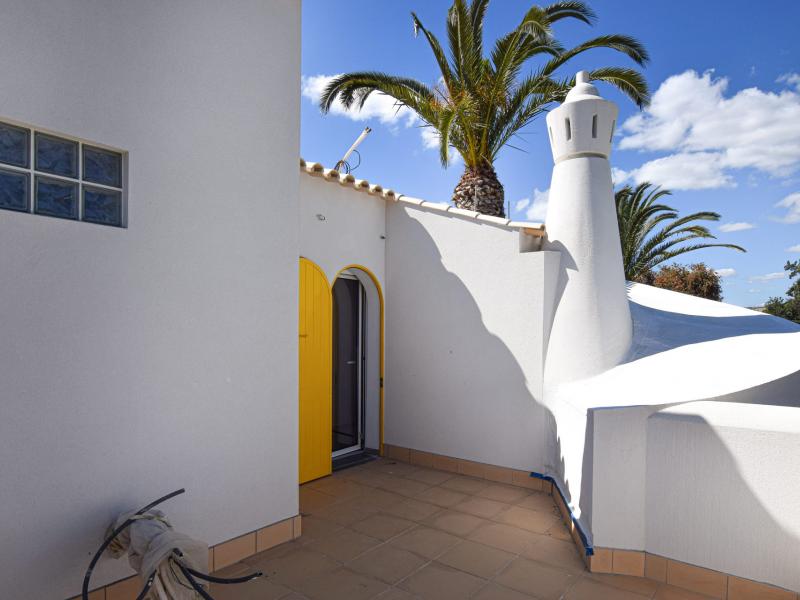 Stylish Renovated Townhouse for Sale , Algarve , Vilamoura 