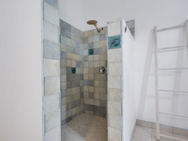 Sunset Blue , Holetown , St James , West Coast 