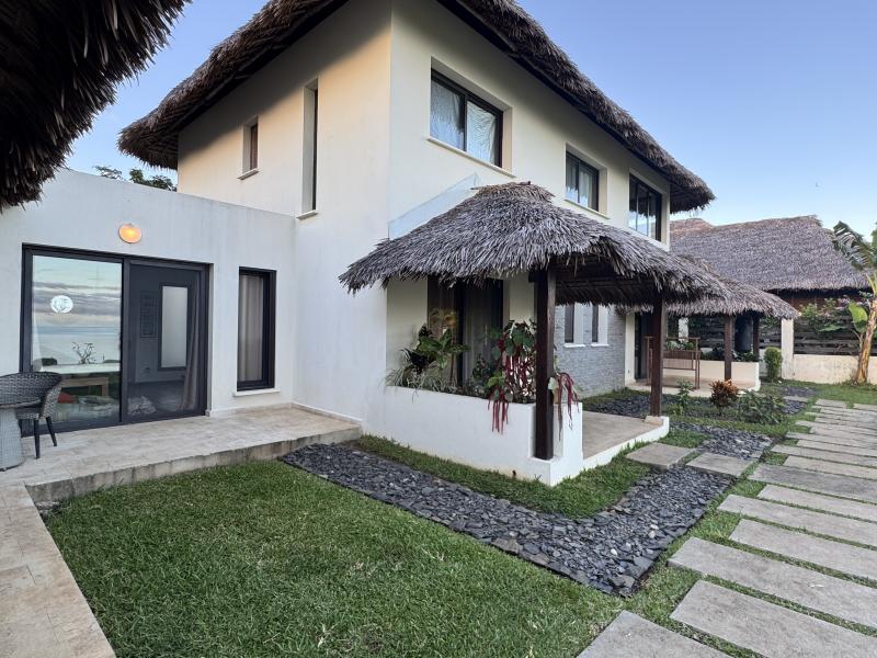 Madagascar beach house , 