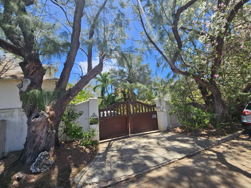 Inch Marlow, Sweet Song , Christ Church , South Coast 