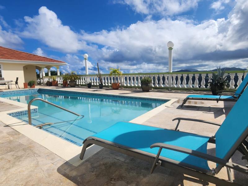 Dove Nest Manor , Cap Estate , Gros lset 