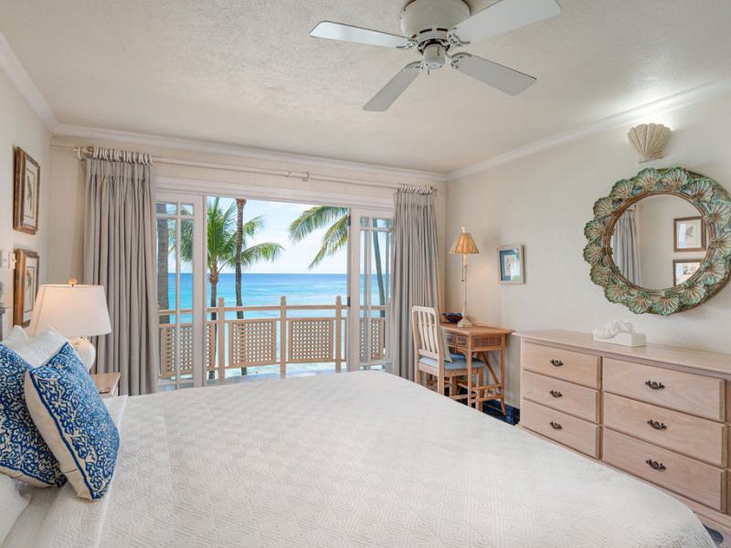 Reeds House Penthouse 11 , Beach Front , Reeds Bay , Reeds House , St James , West Coast 