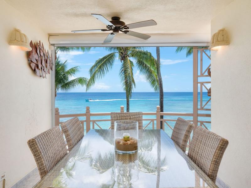 Reeds House Penthouse 11 , Beach Front , Reeds Bay , Reeds House , St James , West Coast 