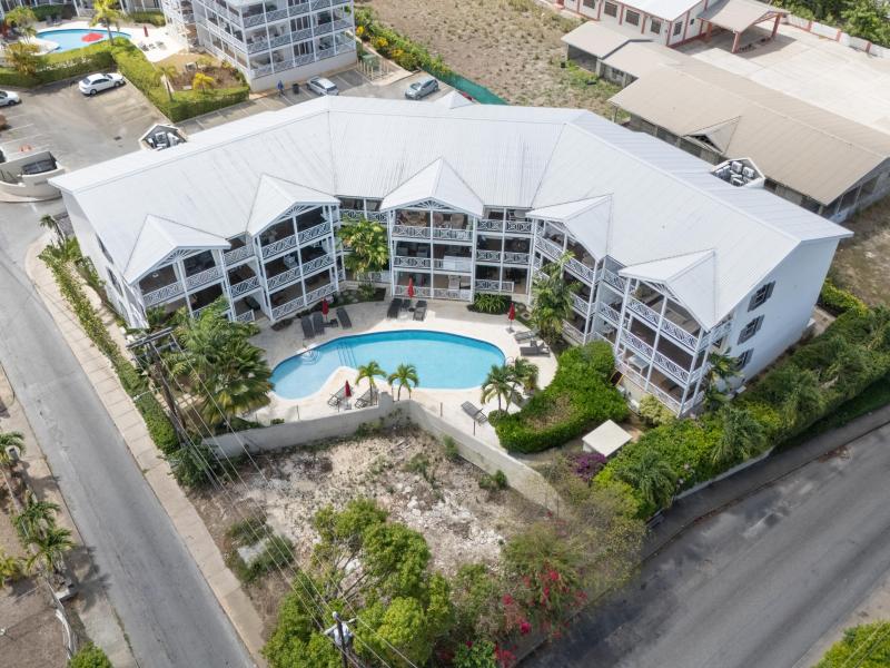 Lantana 20 - Penthouse , St James , West Coast 