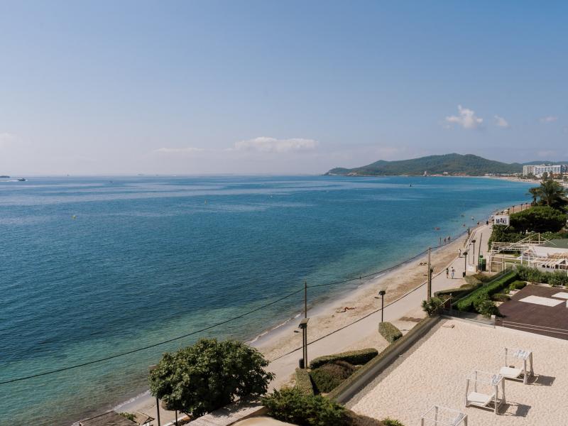 Beachfront Apartment for Sale in Figueretas, Ibiza Town , Ibiza Town 