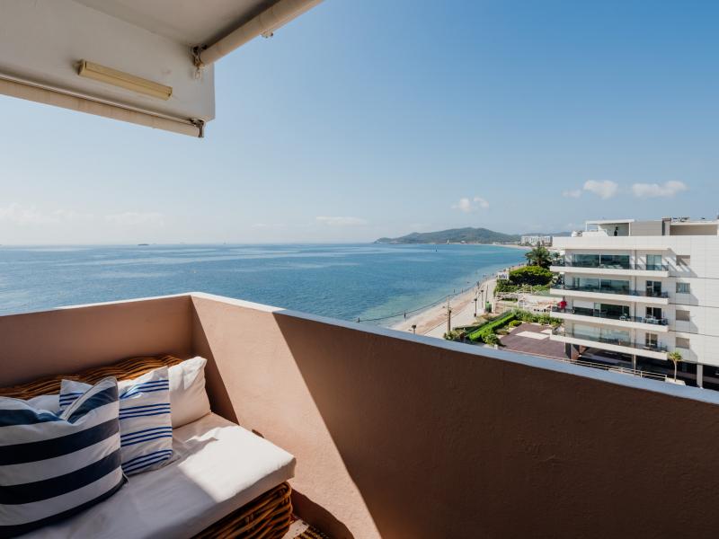 Beachfront Apartment for Sale in Figueretas, Ibiza Town , Ibiza Town 