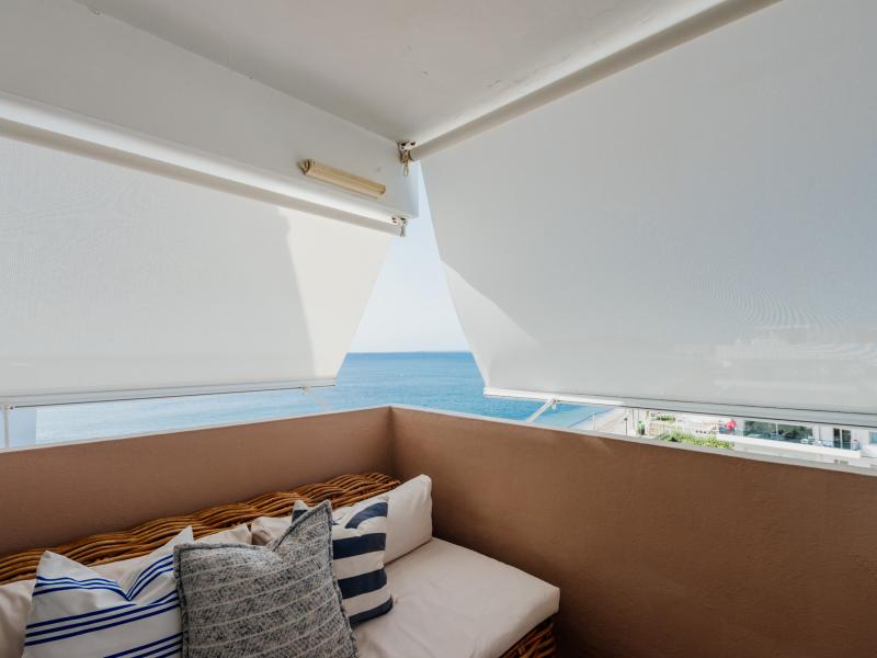 Beachfront Apartment for Sale in Figueretas, Ibiza Town , Ibiza Town 