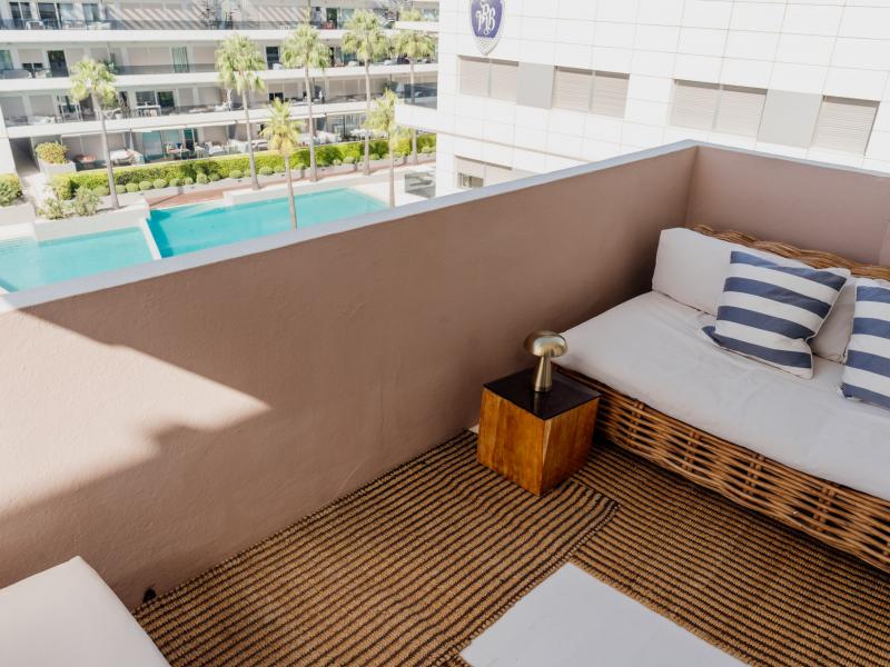 Beachfront Apartment for Sale in Figueretas, Ibiza Town , Ibiza Town 