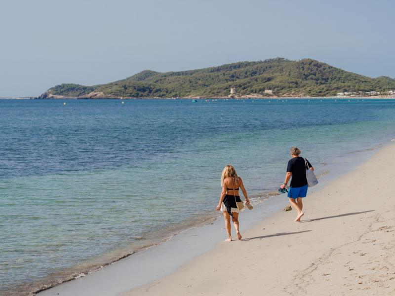 Beachfront Apartment for Sale in Figueretas, Ibiza Town , Ibiza Town 