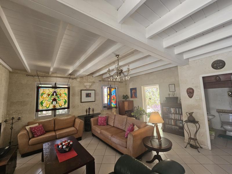 Inch Marlow, Sweet Song , Christ Church , South Coast 