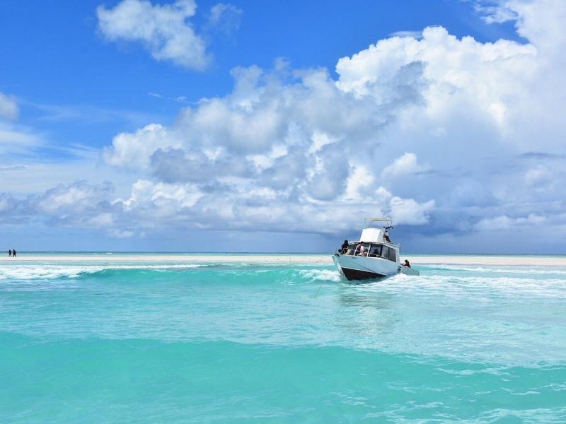 Madagascar beach house , 