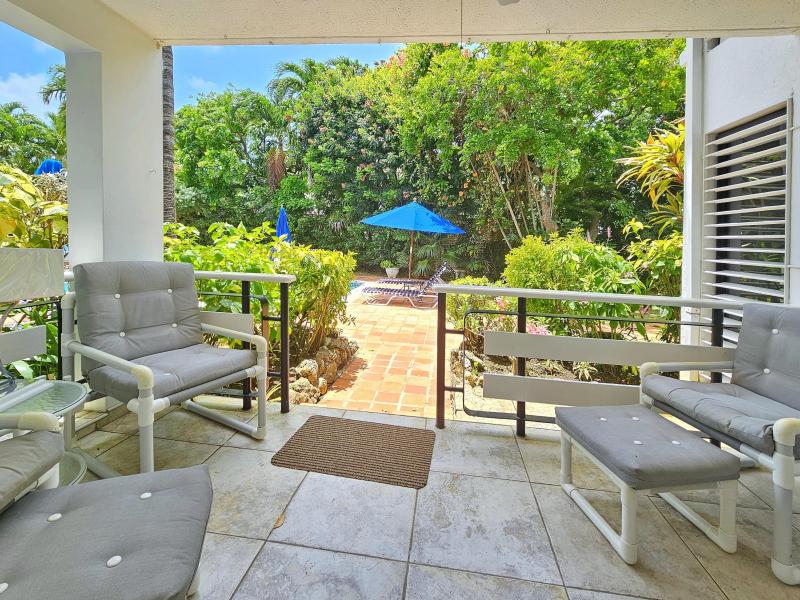 Palm Beach 9 , Beach Front , Holetown , St James , West Coast 