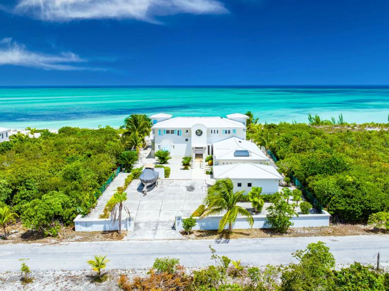 Paradise Found - Sandy Point Marina , Parrot Cay 