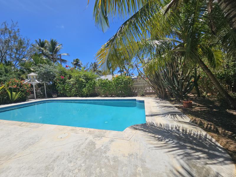 Inch Marlow, Sweet Song , Christ Church , South Coast 