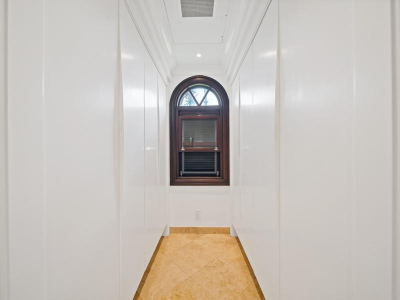 Sandy Cove 101- Beachfront , Beach Front , Paynes Bay , Sandy Cove , St James , West Coast 