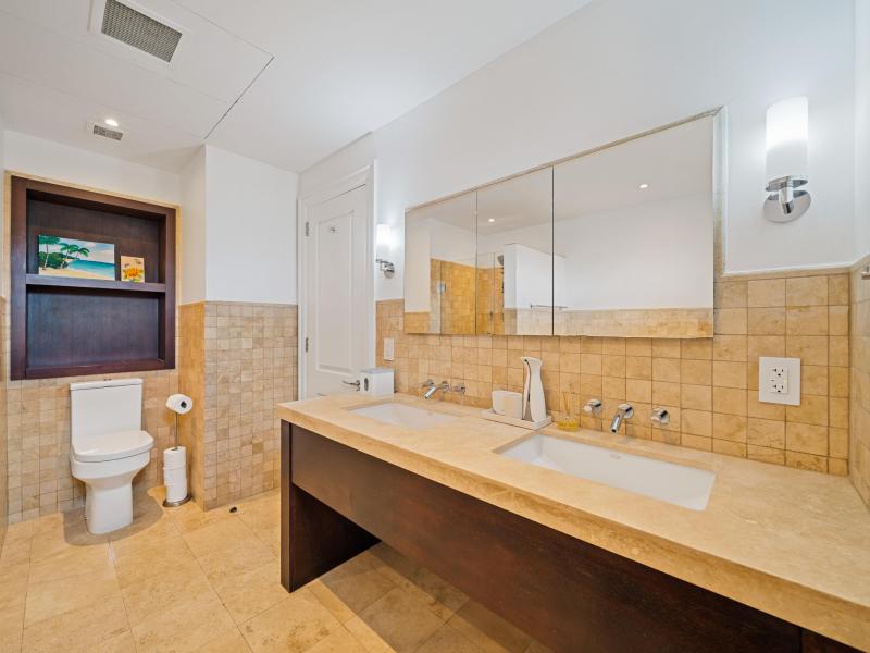 Sandy Cove 101- Beachfront , Beach Front , Paynes Bay , Sandy Cove , St James , West Coast 