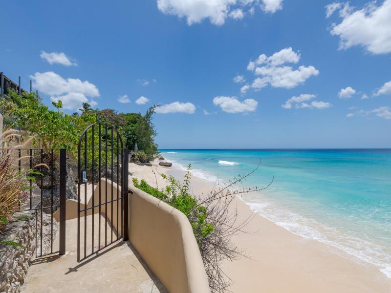 Sandy Cove 501 Penthouse - Beachfront , Beach Front , Sandy Cove , St James , West Coast 