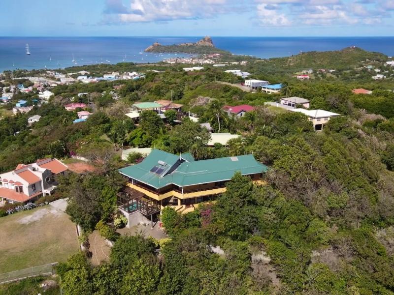 Sunrise Sunset Villa , Gros lset 