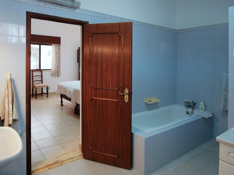 Charming Traditional Villa , Algarve , Loule 