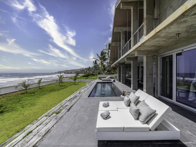 Zazen - Beachfront , Beach Front , East Coast 