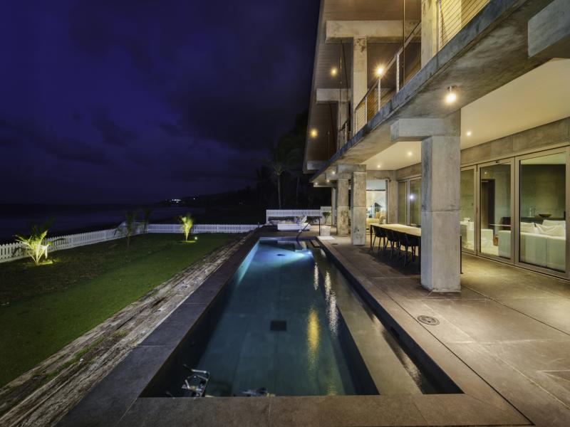 Zazen - Beachfront , Beach Front , East Coast 